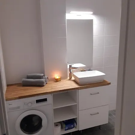 Supeluse 6/2 Kuelaliskorter Apartament *